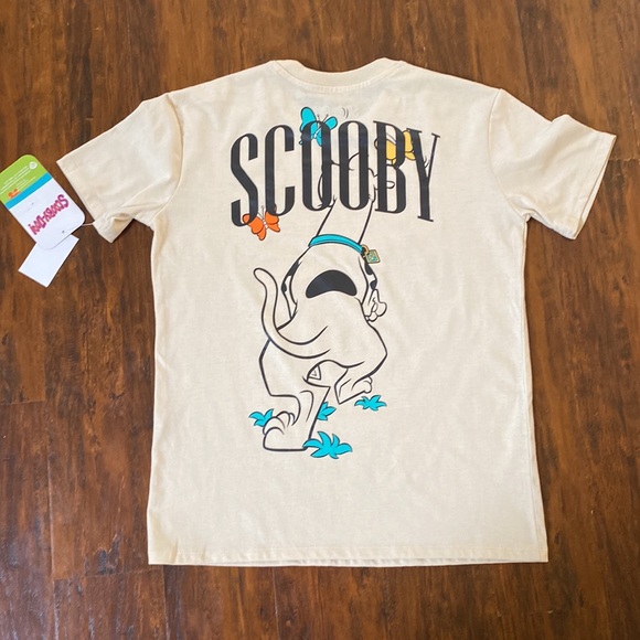 NWT Scooby Doo Beige Front & Back Cartoon Graphic Tee Size Small - Picture 4 of 5